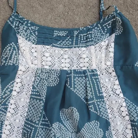 BCBGMaxAzria crochet trim silk camisole tank teal blue green white small - Picture 2 of 6